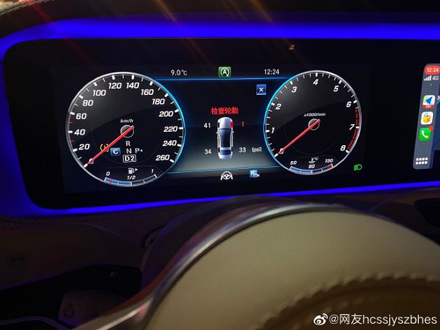 輪胎破洞人彈飛!LPL選手駕車「撞巨石」險出意外 網:真命大