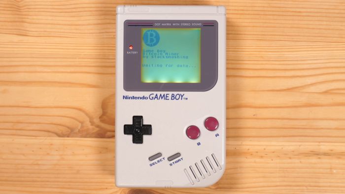 掌機拿來賺!神人「改造Game Boy」挖礦 成功連上比特幣節點