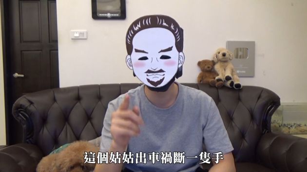 戴錯玉惹禍端!她掛「陪葬品」在身上 突遇車禍慘遭撞斷手