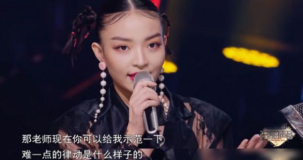 當眾挨轟沒實力！VAVA回嗆「你在教我做事？」網戰翻