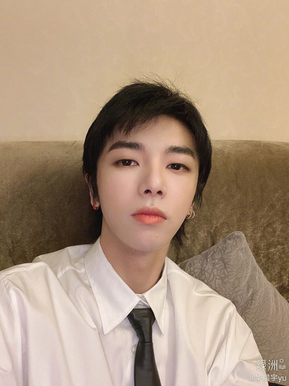 吳亦凡遭爆性醜聞！盤點2021「塌房男星」　他同時劈腿17個女友！