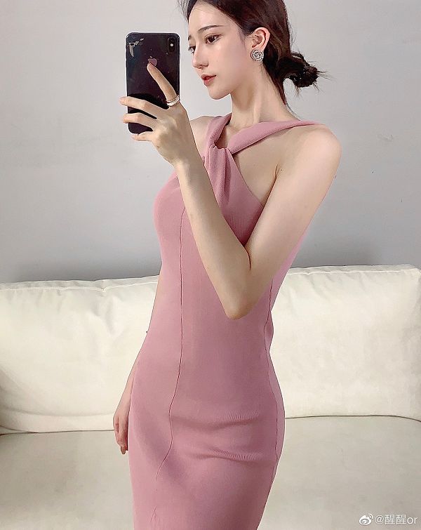 路過婚宴抓包「新娘是女友」!正妹遭爆「連睡5男」:交往2年狂約P