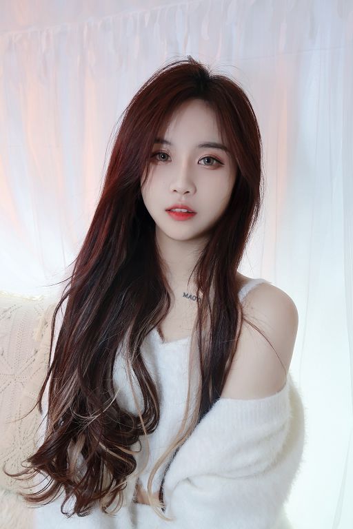 曾18歲未婚生子!網紅「楊清檸」突宣布分手 斬斷現任2年感情