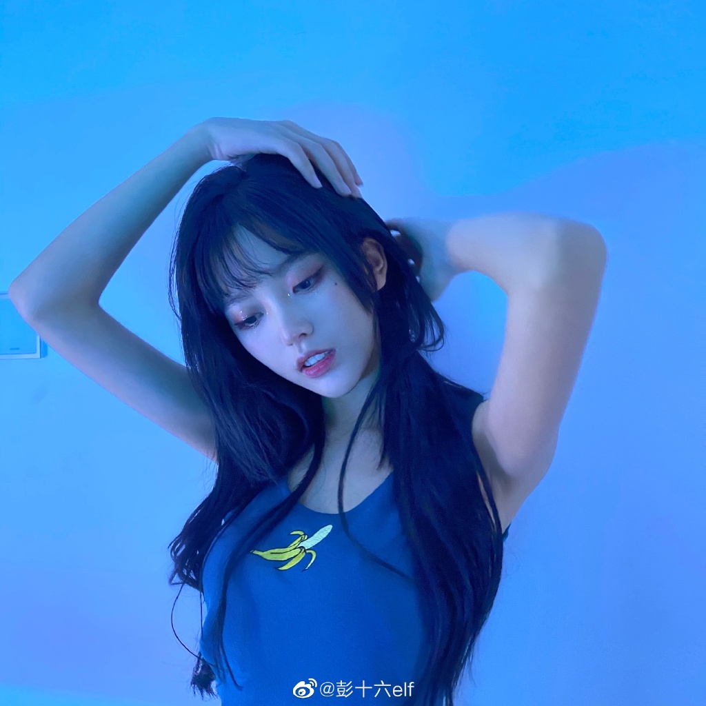 首次挑戰「護士裝」!正妹COSPLAY《全民槍戰》 網讚:神還原!