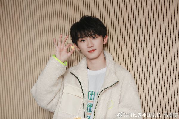 才幫母校拍宣傳片!TFBOYS師弟爆「高考數學25分」認:我只是個普通人