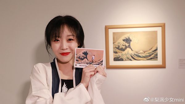 腫脹下垂認不出!大胃王少女「長相驚變」 網傻眼:催吐後遺症?