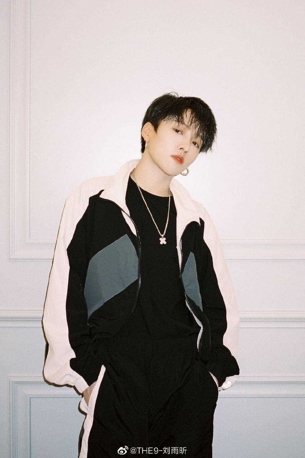 敗給孟美岐！劉雨昕粉絲怒吼「詐騙」　網傻眼：輸不起？