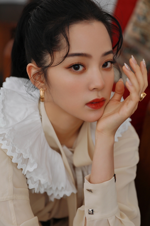 曾表示「演員很高危」!歐陽娜娜再嘆「壓力大」 網:那妳就退圈