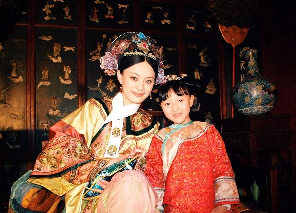  女大十八變！《甄嬛》「朧月公主」長大了　逆天長腿美翻網