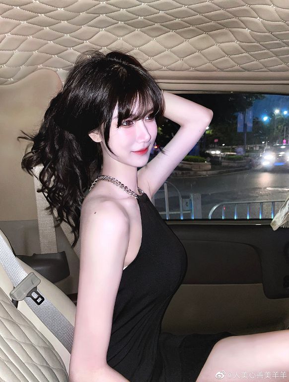 整很大!「暗黑版Angelababy」遭爆術後照 網嚇歪:大變活人