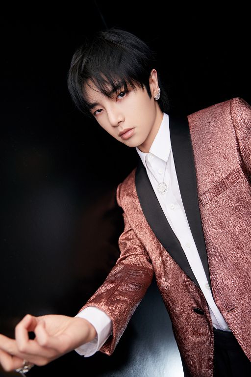 2月前認未婚生女!華晨宇、張碧晨遭爆「同居中」 網曝同款疑洩密