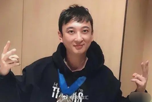  狂追網紅被打槍！王思聰「卑微對話」被公開　氣炸：我他X不是舔狗