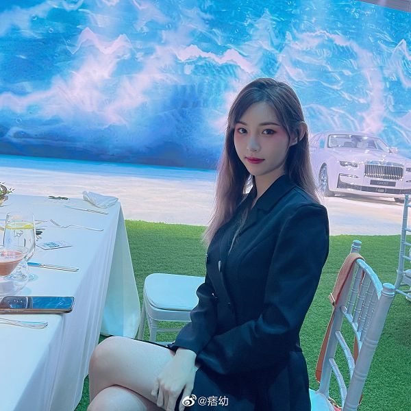 重機女神「身材被輾壓」！新片「女粉出鏡」　網全暴動：太火辣