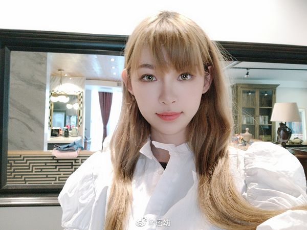 身材再失控！重機女神「V臉→O臉」　網看傻：我的天啊