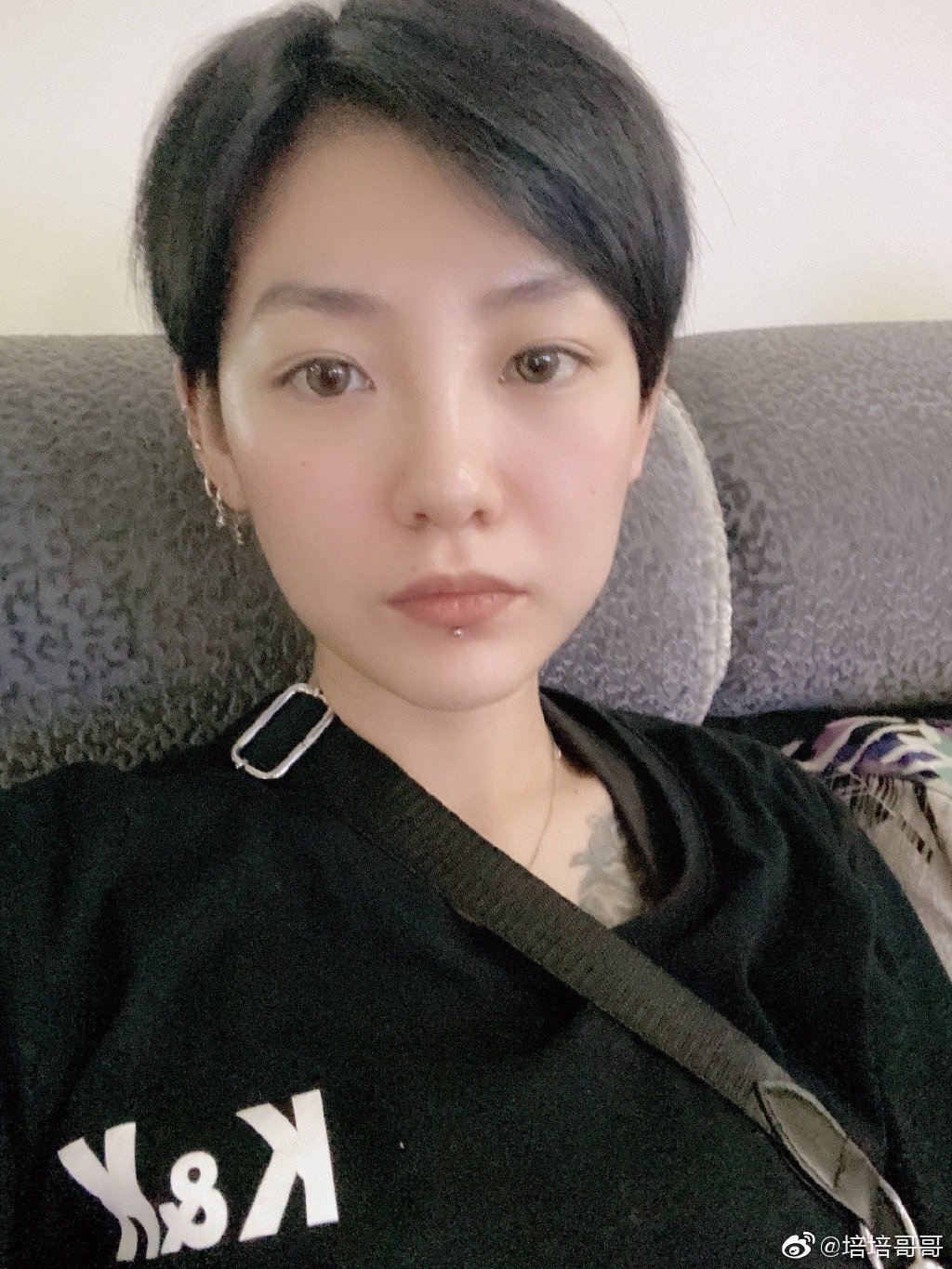 「暗黑刺青新娘」爆紅抖音!「超反差素顏照」流出 2年後近況曝光!