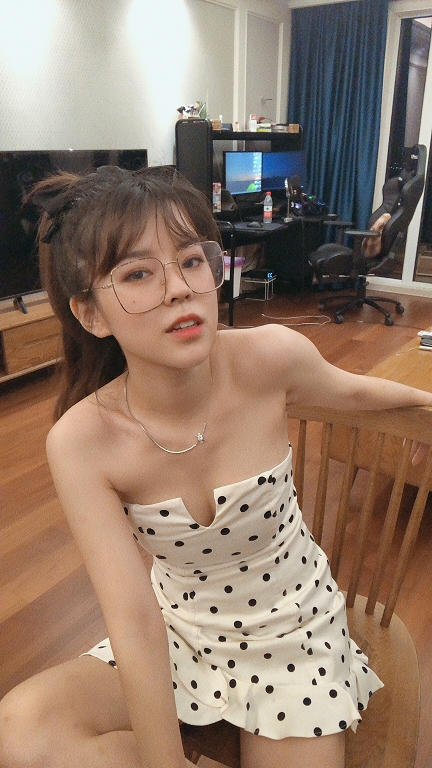 直播熱舞「慘被BAN」！實況正妹嘆：怪我身材太好