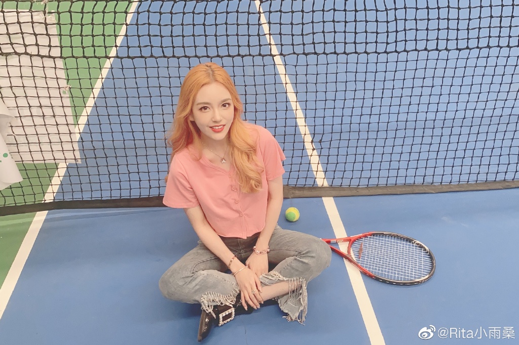 真實身材曝光？實況兇妹「炸出一坨肉」　網：忘記修圖？