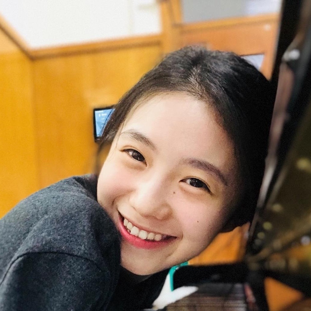 新一代「謀女郎」曝光!20歲校花「合作易烊千璽」 清純美貌電暈網!