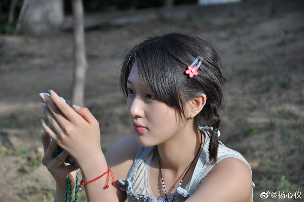  女大十八變！《甄嬛》「朧月公主」長大了　逆天長腿美翻網