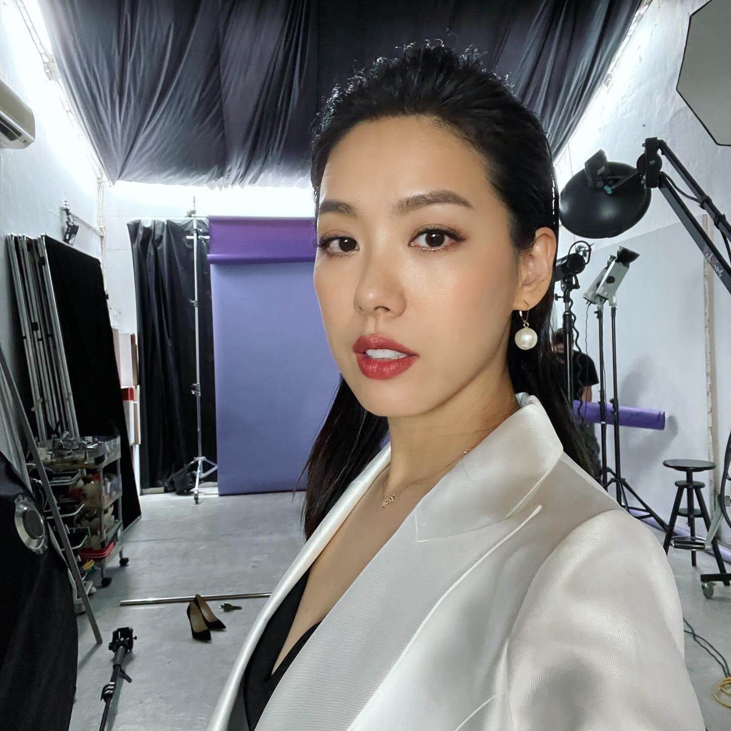 愛犬相伴七年 慘「遭車撞亡」 林可彤淚崩喊：我做錯了什麼！