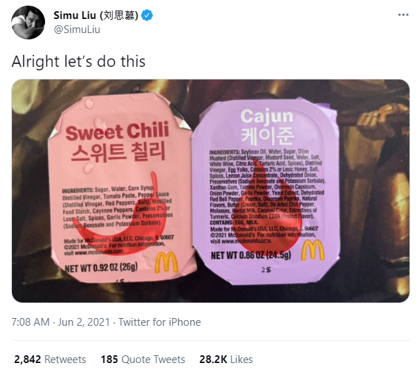 無視「雙重辱華」標籤!《尚氣》劉思慕爽吃BTS麥當勞餐