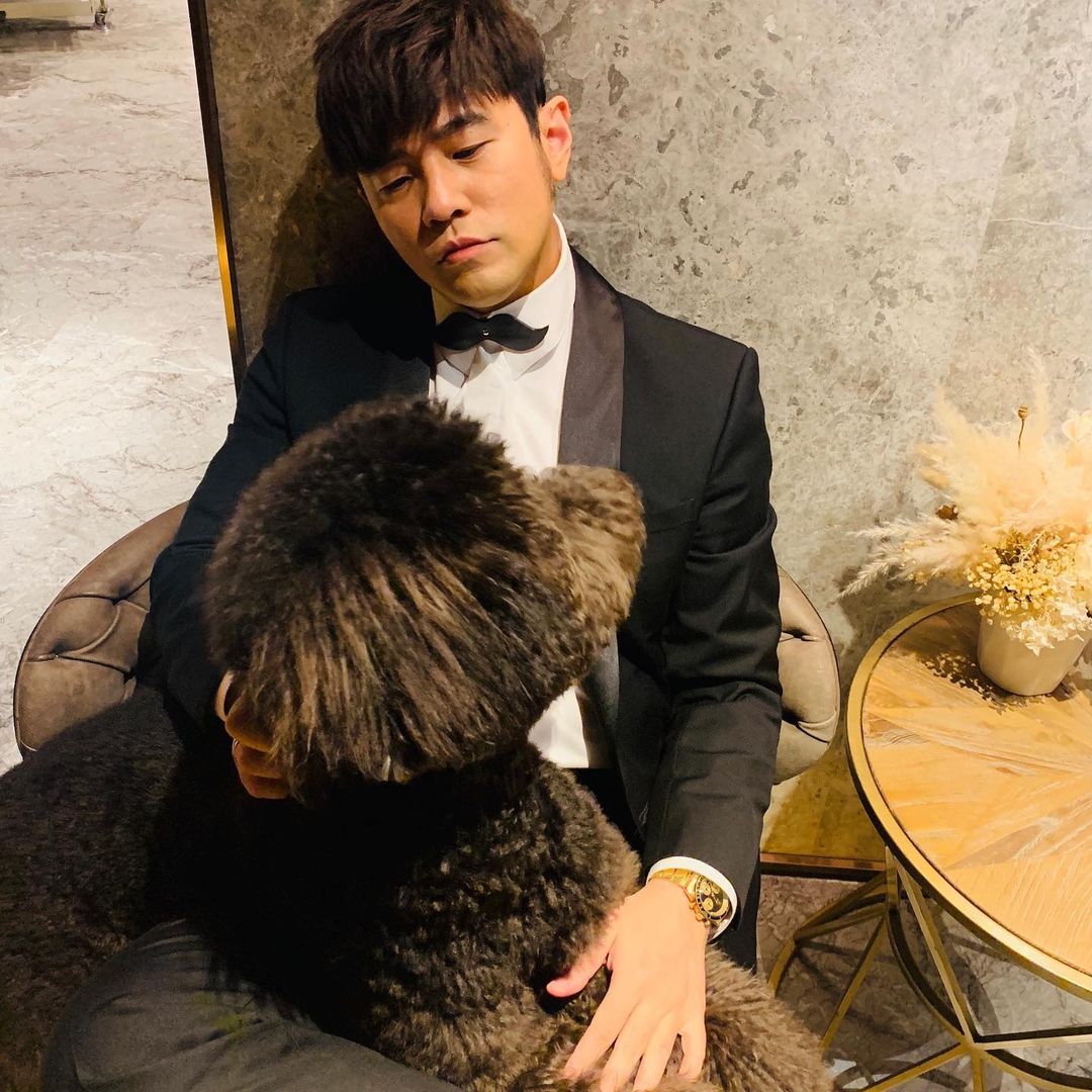 周杰倫「25秒新歌畫面」首曝光!阿信看呆:回到20歲
