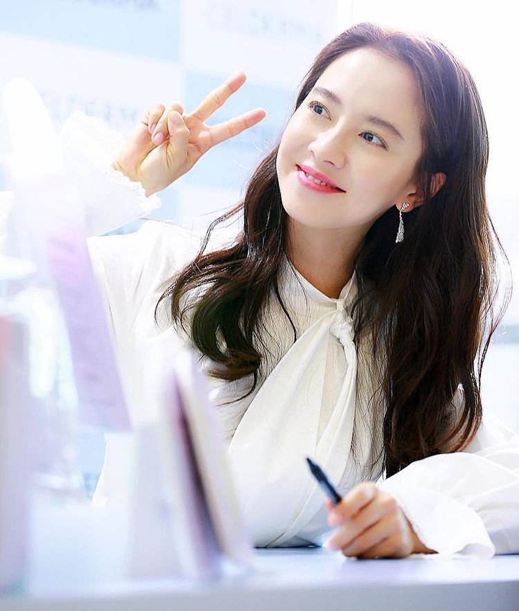 2021韓國「最美女演員」榜單出爐!Top1臉蛋驚艷全網 孫藝珍只拿第10名!