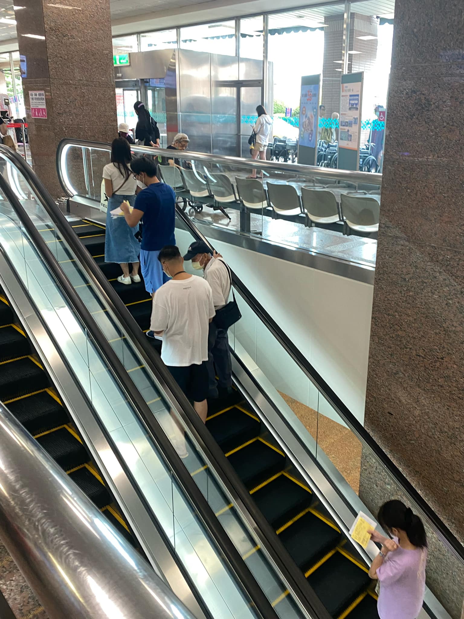 KIMIKO凌晨「不尋常大量出血」!衝醫院掛號見這一幕:眼眶泛淚了