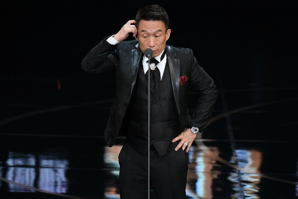 陳亞蘭奪視帝！郭子乾仿柯P吐槽「5個男的被1個女的X掉」網笑翻：真的太敢講