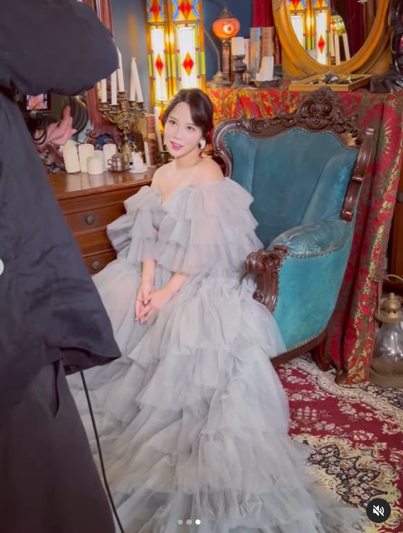 懷孕9月拍寫真!咪妃穿「仙氣公主禮服」曝夢幻畫面 網狂讚:最美孕婦