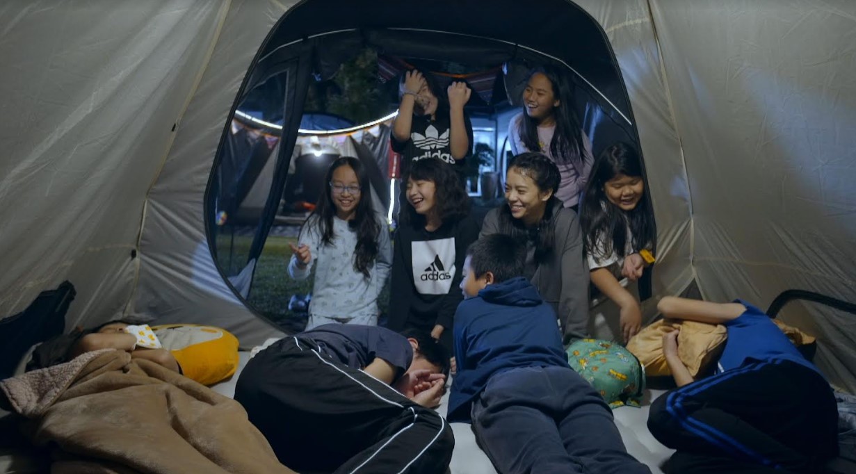 《回到小學那一天》宋芸樺「第一堂課就腿軟」！想起小學回憶：很難得的體驗