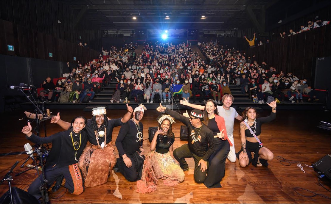 小島大歌〈海洋的哀悼〉MV上線！呼籲世人「關注海洋生態危機」：彩色珊瑚礁已不復見