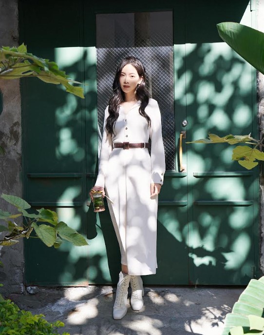 提倡綠色生活理念！曾之喬手做「生態瓶」呼應品牌永續理念　讚嘆：植物是堅強又美的存在