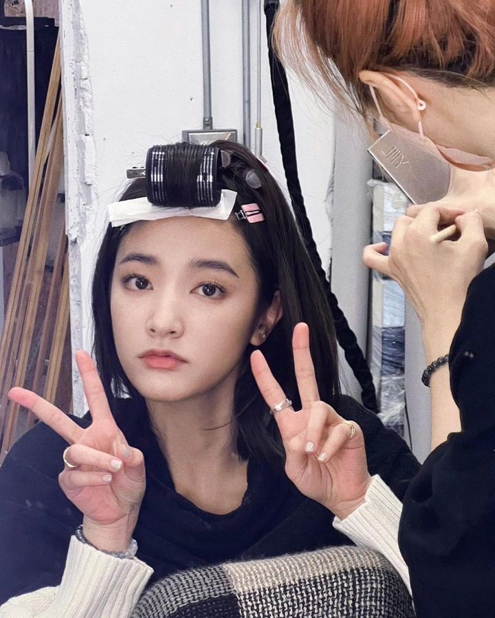 曹佑寧、王淨不藏了！飛日本「曬情侶視角照」打卡地點、美食都一樣　粉絲嗨爆：畫面充滿了愛