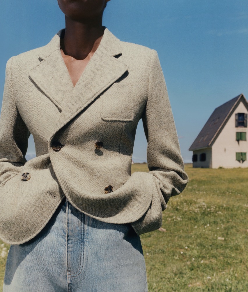 LOEWE「2024 早秋系列」不加修飾的玩味 直接而內斂