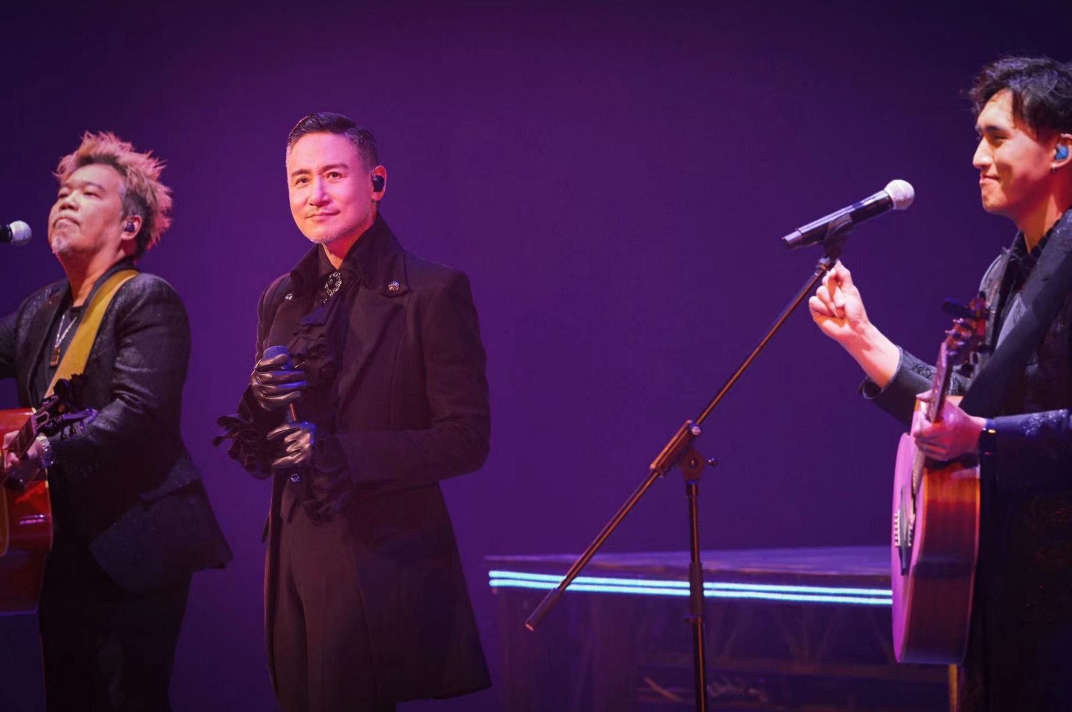 相隔6年首度重返小巨蛋「張學友60+演唱會」台北首演吸萬人合唱歡呼