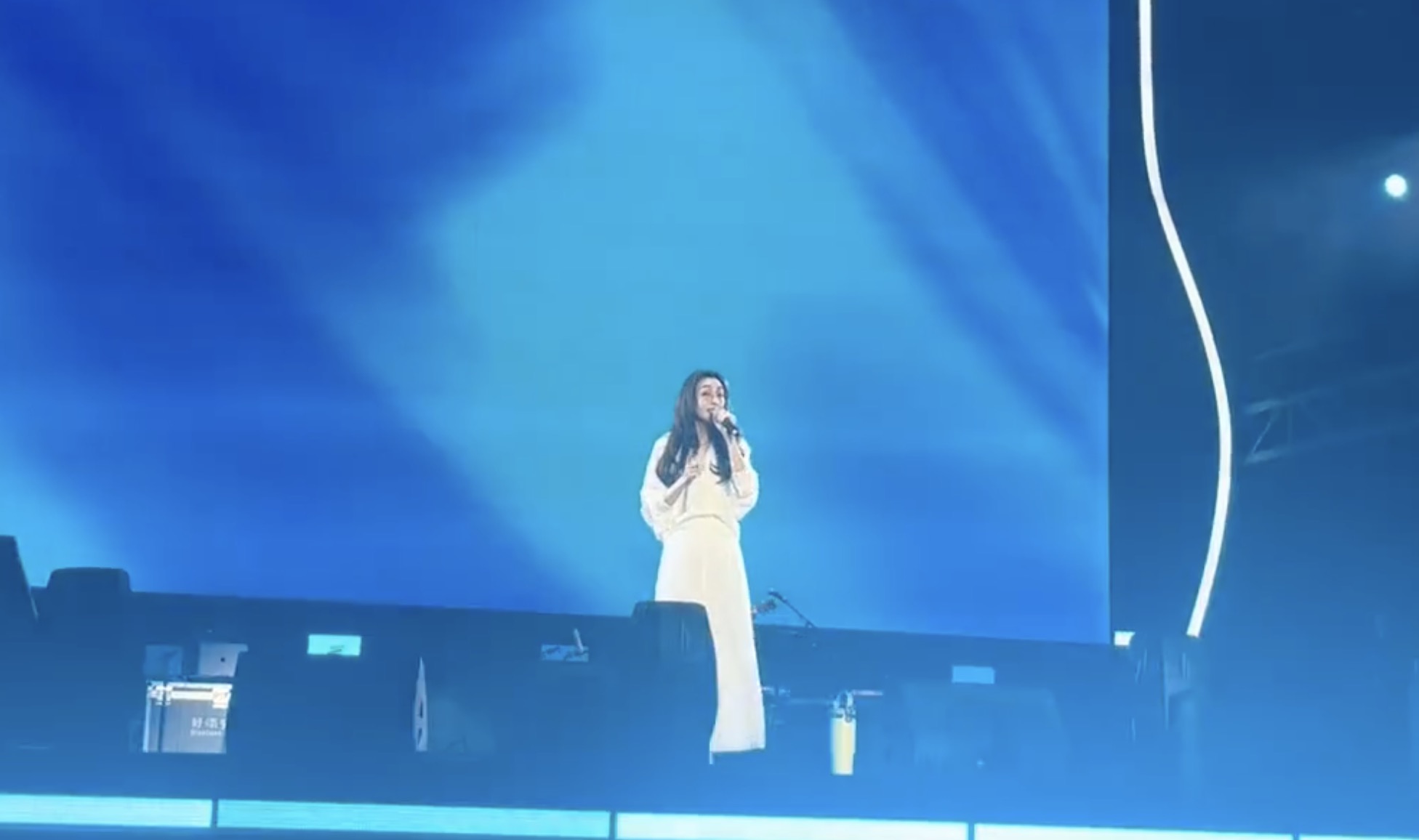 范瑋琪沈寂五年重登中國舞台!感性喊「感覺好像回家」陸網狠酸:被退貨才來