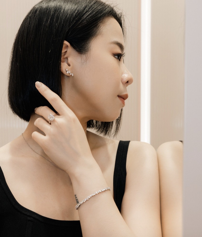 SWAROVSKI新光三越中港店 以嶄新形象璀璨呈現高級珠寶