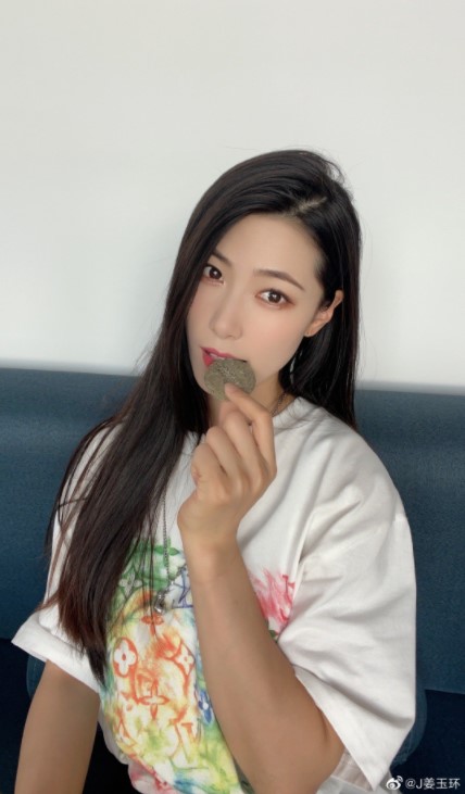教你自衛!超兇「拳館老闆娘」開腿秀絕技 狂圈粉:想被她踢!