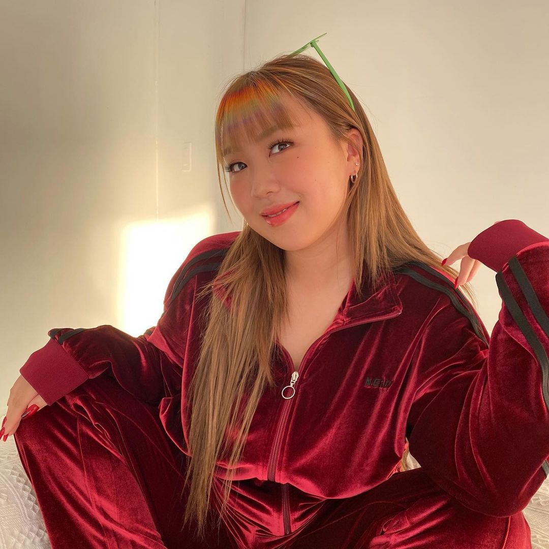 最狂潛力股!韓饒舌女歌手「狠甩13公斤」 棉花糖變身大正妹!
