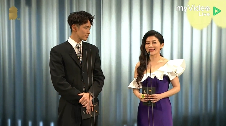 金馬58/方郁婷奪「最佳新演員」!王彩樺台上超尬 網傻眼:茫了?