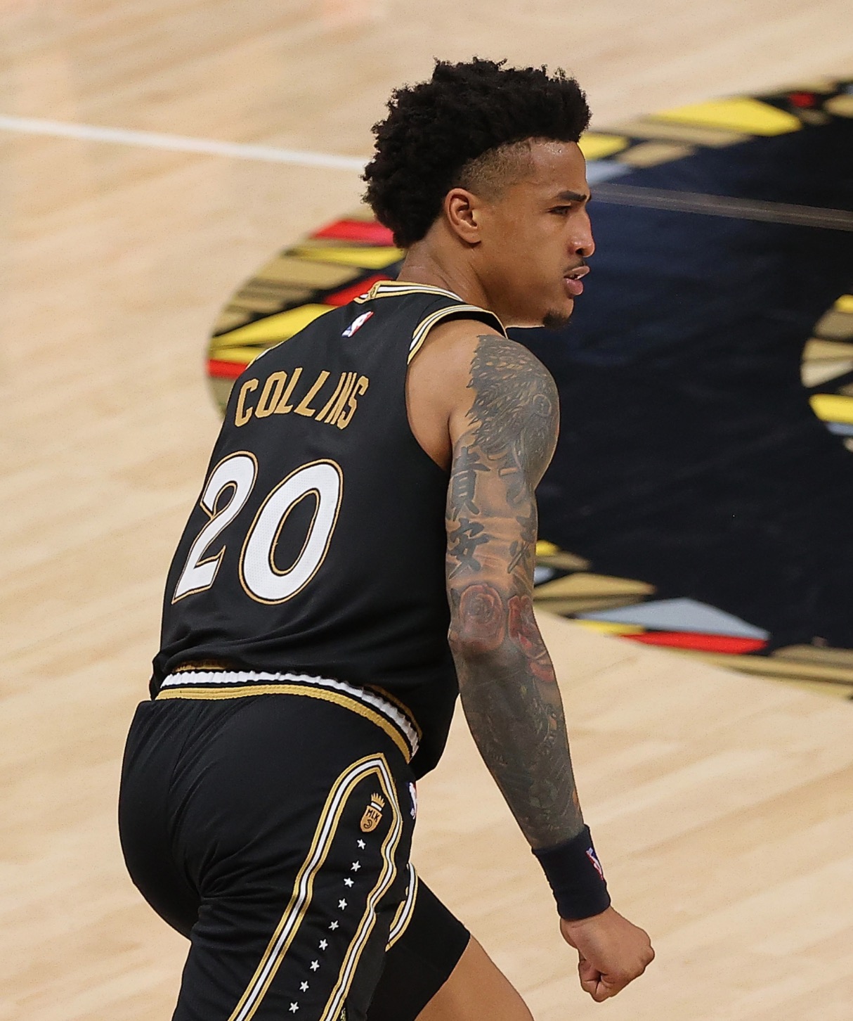 NBA/楊恩超狂!「18次助攻」寫紀錄 下半場猛攻率老鷹逆轉76人