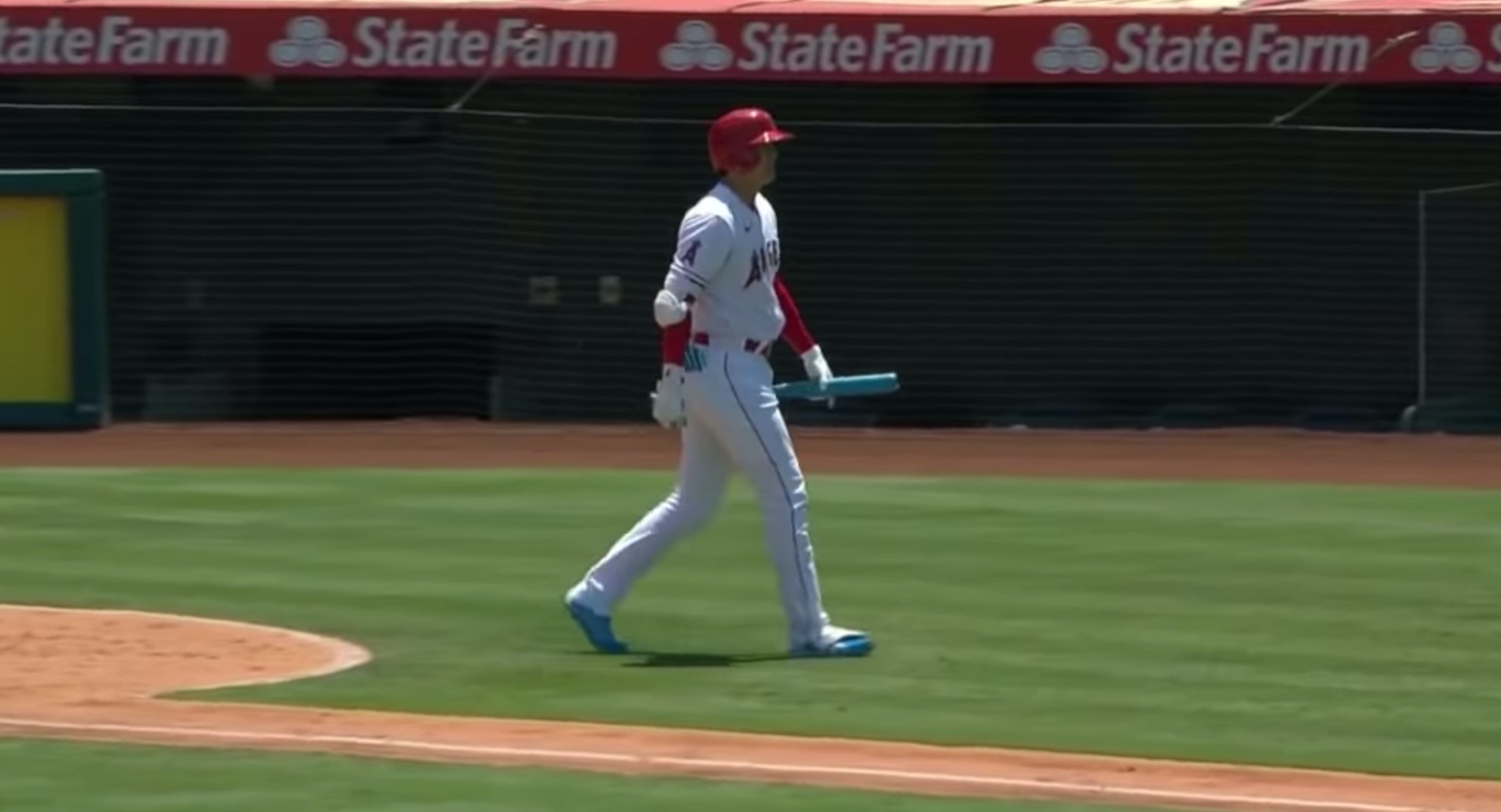 MLB/6戰6轟嚇死老美!大谷翔平「換一支」就炸裂 笑說棄藍色球棒原因