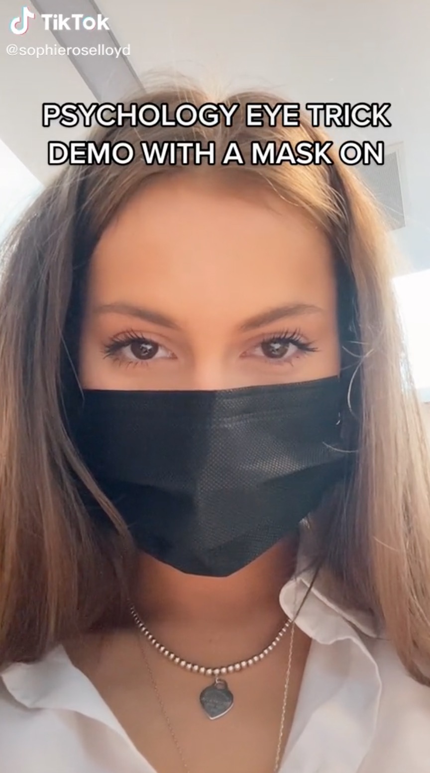 讓對方愛上自己?美網紅傳授「3秒勾人術」 百萬網友搶著學!