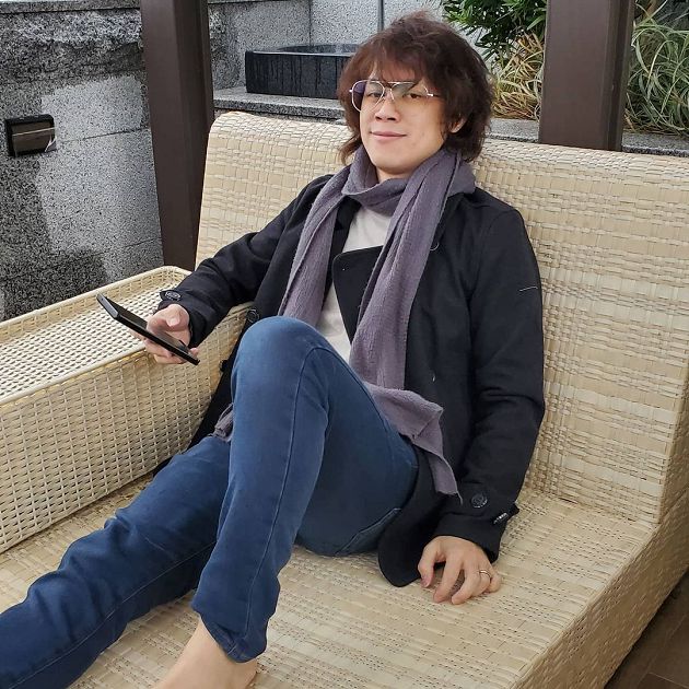 沒梗了?HowHow「點閱跌谷底」遭酸過氣 網笑:還是人生勝利組