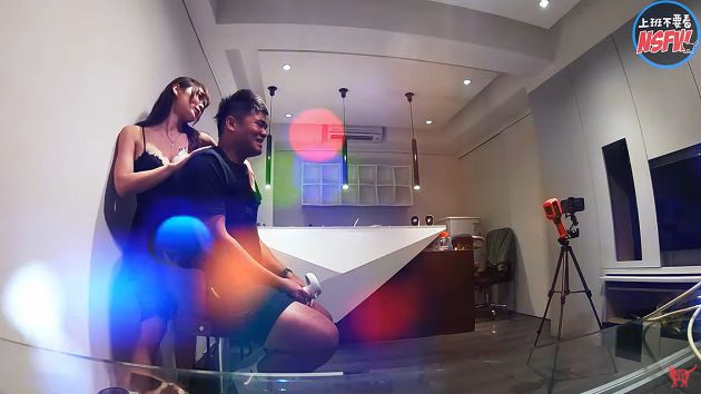 用可樂做春藥!JKF女郎貼蔡哥熱舞「反應曝光」 網:該看醫生