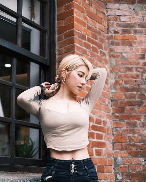 消失的手機!美麗妄娜砸萬元「開箱盲盒」 網:全加起來有值?
