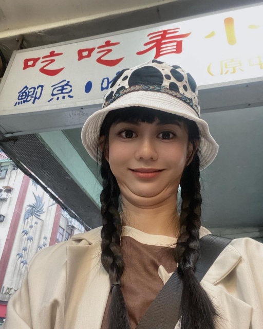 曝光身上刺青!白癡公主帥照「撞臉Lisa」 萬網朝聖:有像!