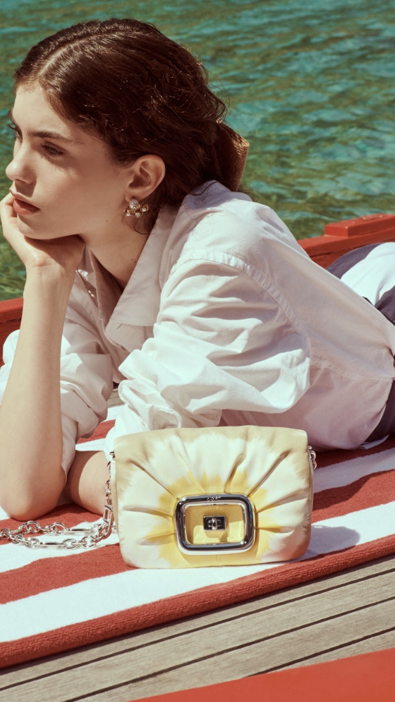 Roger Vivier 隆重呈獻 2024 High Summer盛夏系列