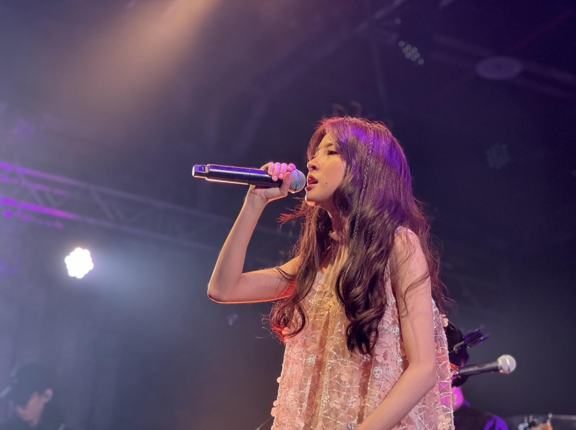 「最美創作新聲」韓菲Legacy「第一次」化身音樂精靈挑戰中日韓金曲